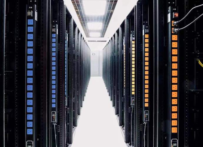 dedecms 服务器租用托管模板